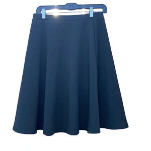 Love Encounter size large women's minimalist black skirt